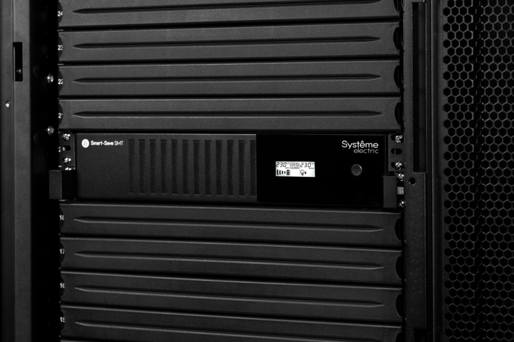 ИБП Systeme Electric SMTSE3000RMI2U