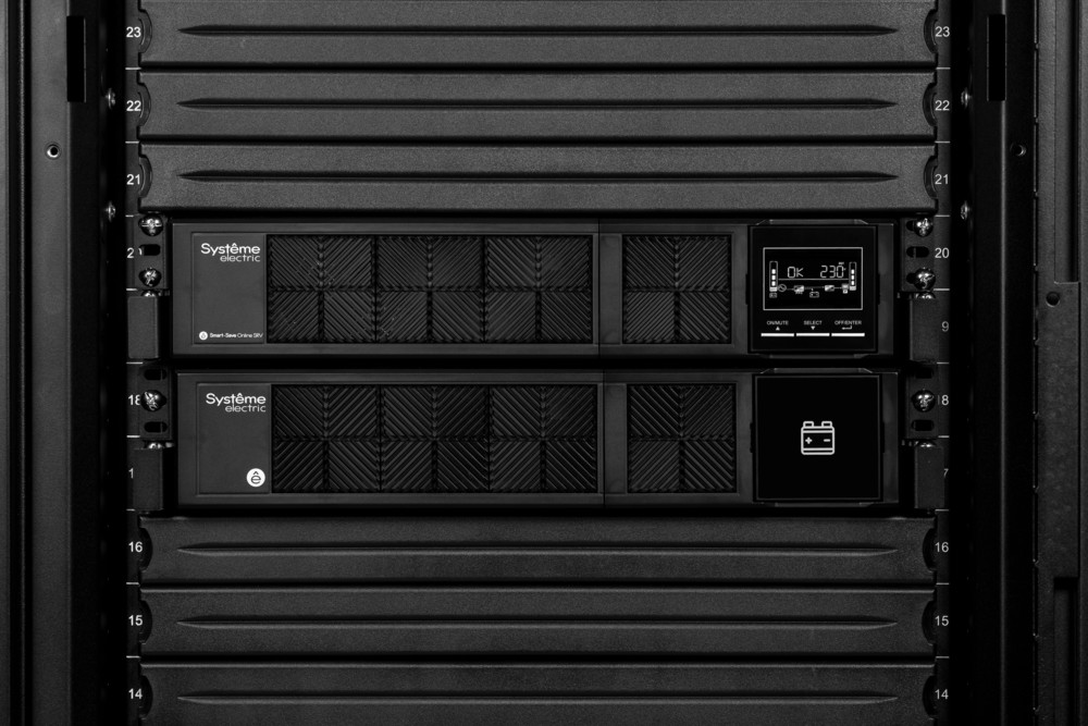 ИБП Systeme Electric SRVSE3KRTXLI